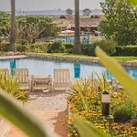 Riverside Ria Apartamento *